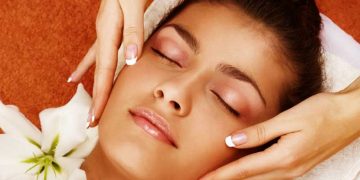 انواع ماساژ زیبایی صورت