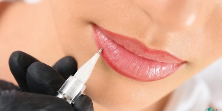 تتوی لب چیست؟