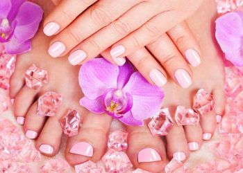 مانیکور و پدیکور ناخن چیست؟