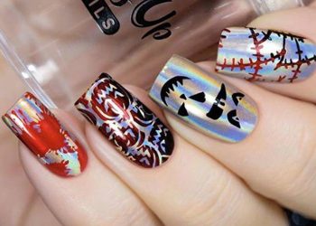 پاک کردن پولیش ناخن در خانه چگونه است؟