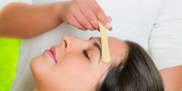 اشتباهات رایج در وکس صورت و بدن