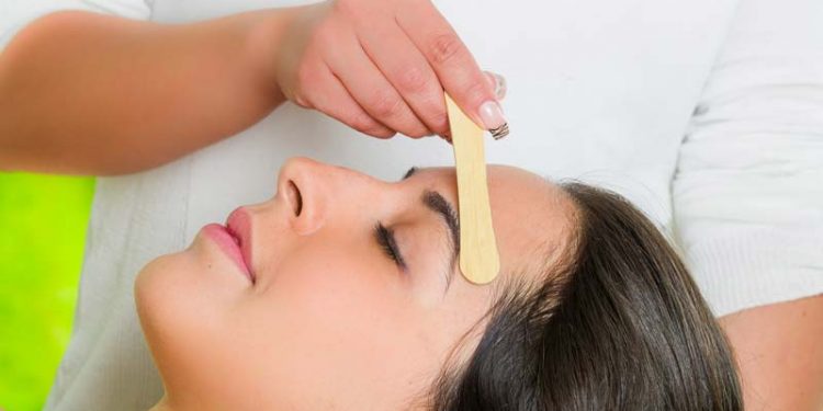 اشتباهات رایج در وکس صورت و بدن