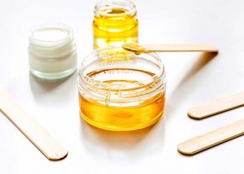 چه کسانی نباید وکس صورت انجام ندهند؟