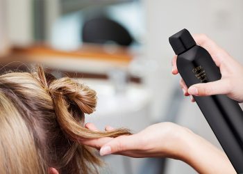 تافت یا اسپری مو،انواع و نکات طلایی در استفاده از آن