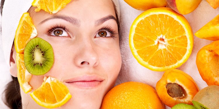 تغذیه مناسب برای انواع پوست و تاثیر تغذیه بر روند پیری پوست