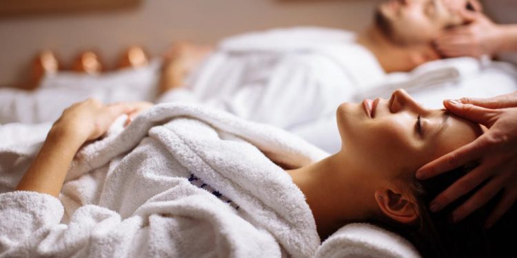 ماساژ درمانی چیست؟