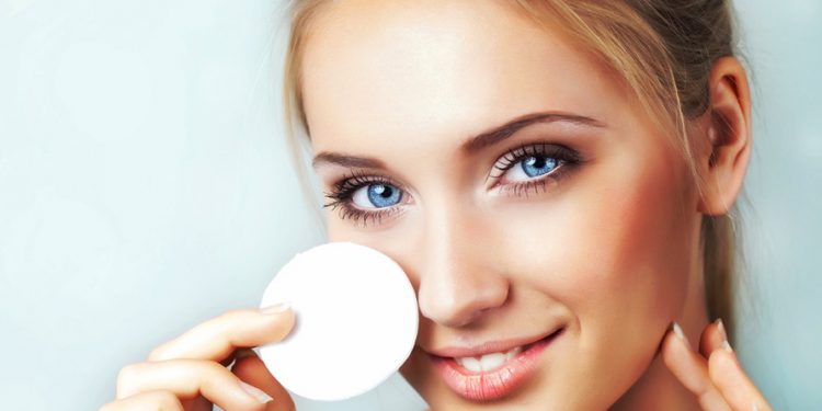 بهترین ترفندهای رفع سیاهی دور چشم از زبان متخصصین