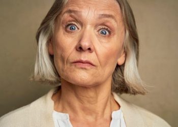 راه های سفت کردن پوست گردن و جلوگیری از افتادگی آن