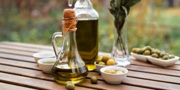 پرپشت شدن طبیعی ابرو