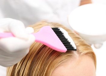 رنگساژ چیست؟ آموزش ساخت رنگساژ مو در خانه و معرفی چند فرمول رنگساژ پرطرفدار