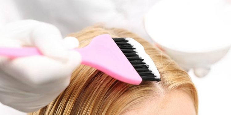 رنگساژ چیست؟ آموزش ساخت رنگساژ مو در خانه و معرفی چند فرمول رنگساژ پرطرفدار