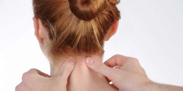 ماساژ گردن؛‌ دو روش صحیح و اصولی برای ماساژ گردن