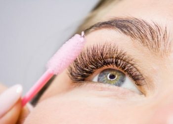 اصولی ترین روش مراقبت از اکستنشن مژه