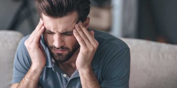 ماساژ سردرد بهترین روش برای رهایی از درد
