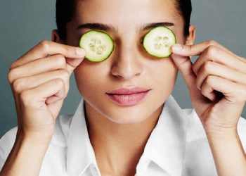 درمان گودی زیر چشم چگونه انجام می شود؟