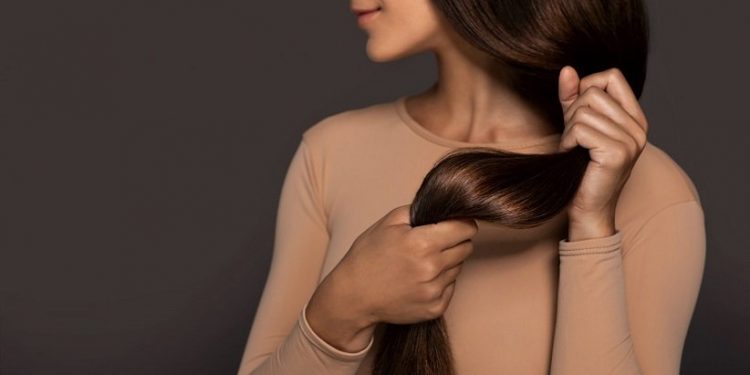 درمان خانگی مو خوره با مواد طبیعی بدون ضرر (سرکه سیب، ماست، روغن نارگیل و …)