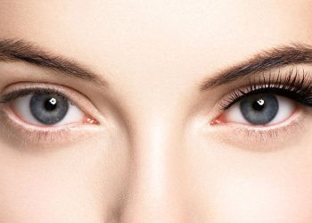 دلیل ریزش مژه چیست؟ روش های درمان ریزش مژه و پیشگیری از آن