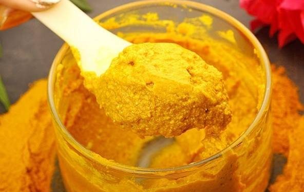 روش های موثر برای از بین بردن موی سبیل خانم ها