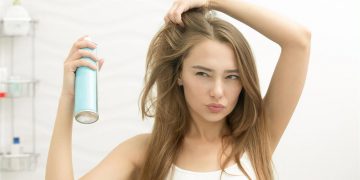 شامپو خشک چیست و چه مزایا و معایبی دارد؟