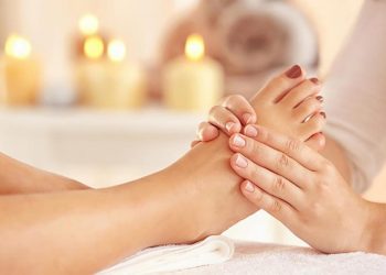 بخش های کلیدی ماساژ پا برای کاهش درد و بهبود سلامت 