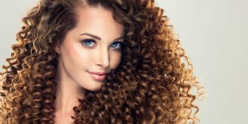 فر کردن مو چگونه انجام می شود و چه عوارضی دارد؟