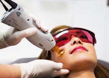 عوارض لیزر موهای زائد در بدن + ضرر