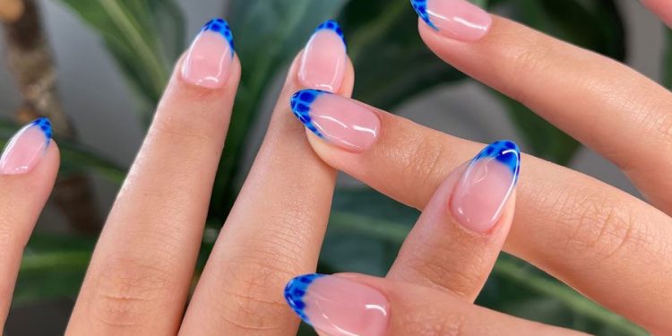 کاشت ژل یا کاشت پودر، کدامیک بهتر است؟