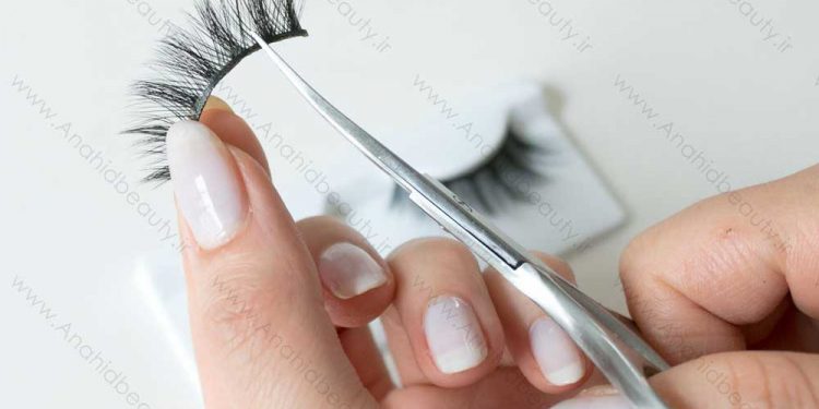 اکستنشن مژه عروسکی | کاشت مژه عروسکی چگونه انجام میشود