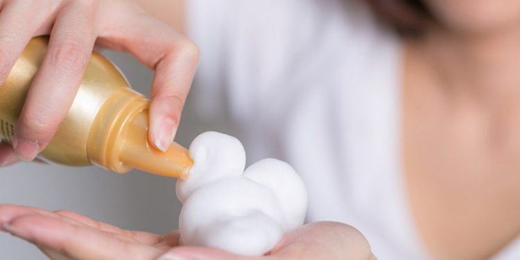 موس مو چیست و چگونه موهای شما را براق و خوش حالت می کند؟