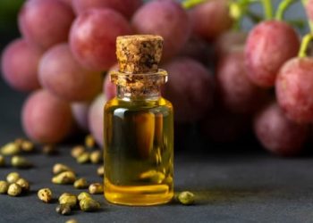 14 روغن مخصوص برای ماساژ بدن و مزایای آن ها