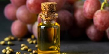 14 روغن مخصوص برای ماساژ بدن و مزایای آن ها