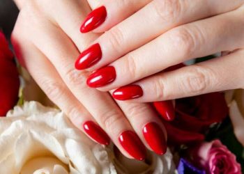 مانیکور روسی چیست؟ آموزش مانیکور روسی در خانه