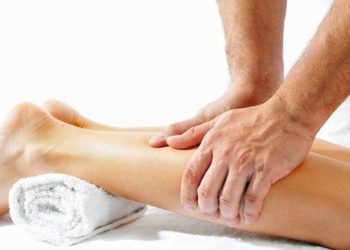 فواید باورنکردنی ماساژ پا + 14 بیماری که با ماساژ پا بهبود می‌یابند