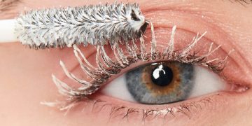 پرایمر مژه؛مزایای استفاده از پرایمر مژه برای جذابتر شدن