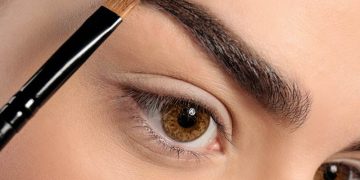 آیا رنگ ابرو و رنگ مو باید یکی باشند؟