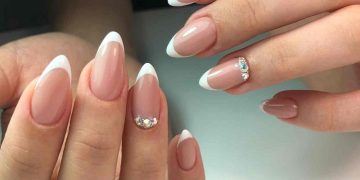 فرنچ ناخن: طراحی جاودانه برای زیبایی دست‌ها