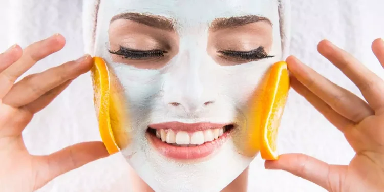 پاکسازی صورت در خانه: قدم به قدم تا پوستی بی‌نقص