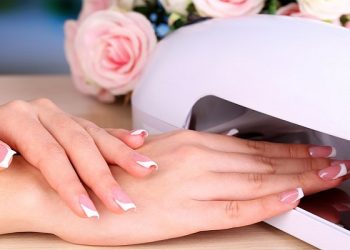 دستگاه لاک خشک کن: انتخاب مناسب برای ناخن‌هایی زیبا و حرفه‌ای