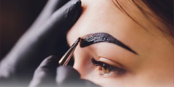 دکاپاژ ابرو چیست؟