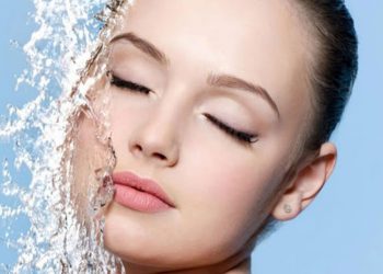 آبرسانی پوست: راز پوستی شاداب و جوان