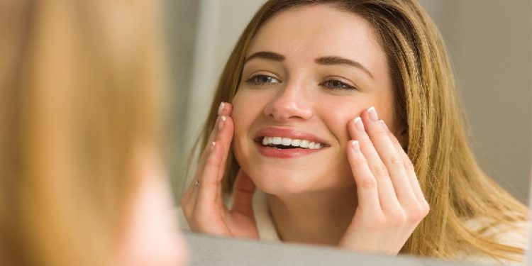 روش های موثر برای کاهش خطوط خنده